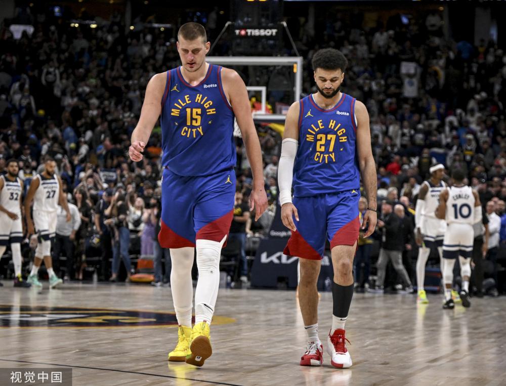 滑雪U型场 滑雪U型场